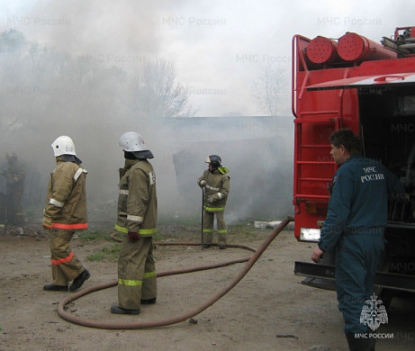 Еще один нежилой дом сгорел в Ивановской области